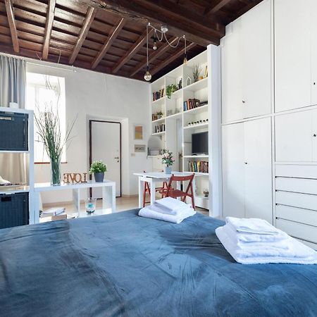 Cozy studio Campo de Fiori Roma Exterior foto